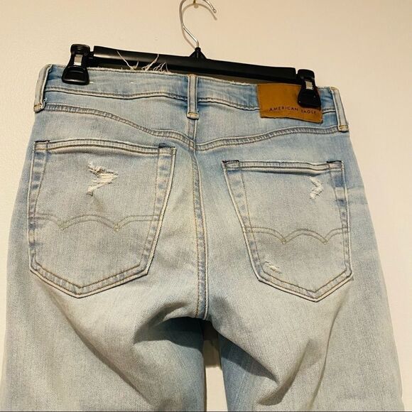 AEO Cozy Airflex+ Distressed Jeans Size 26 x 28 - Picture 4 of 7
